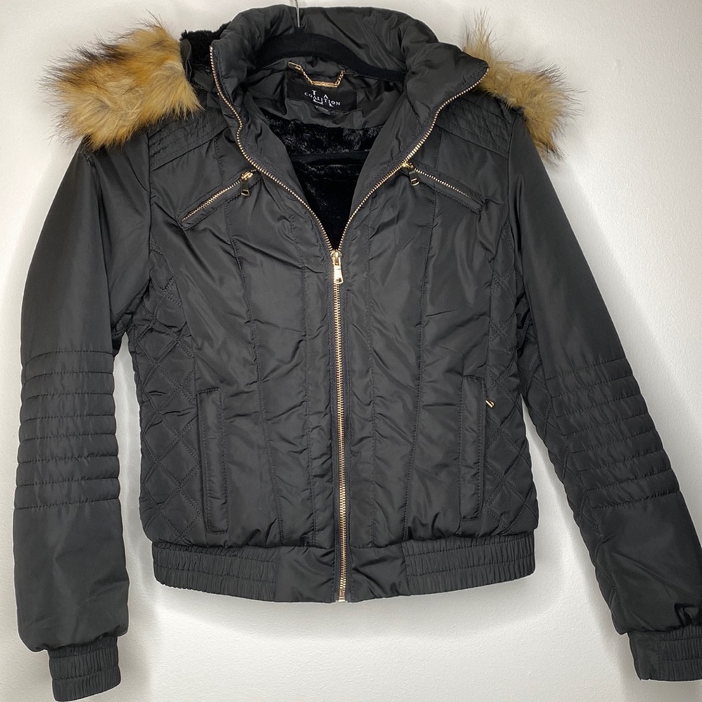 LA Coalition puffer jacket size S